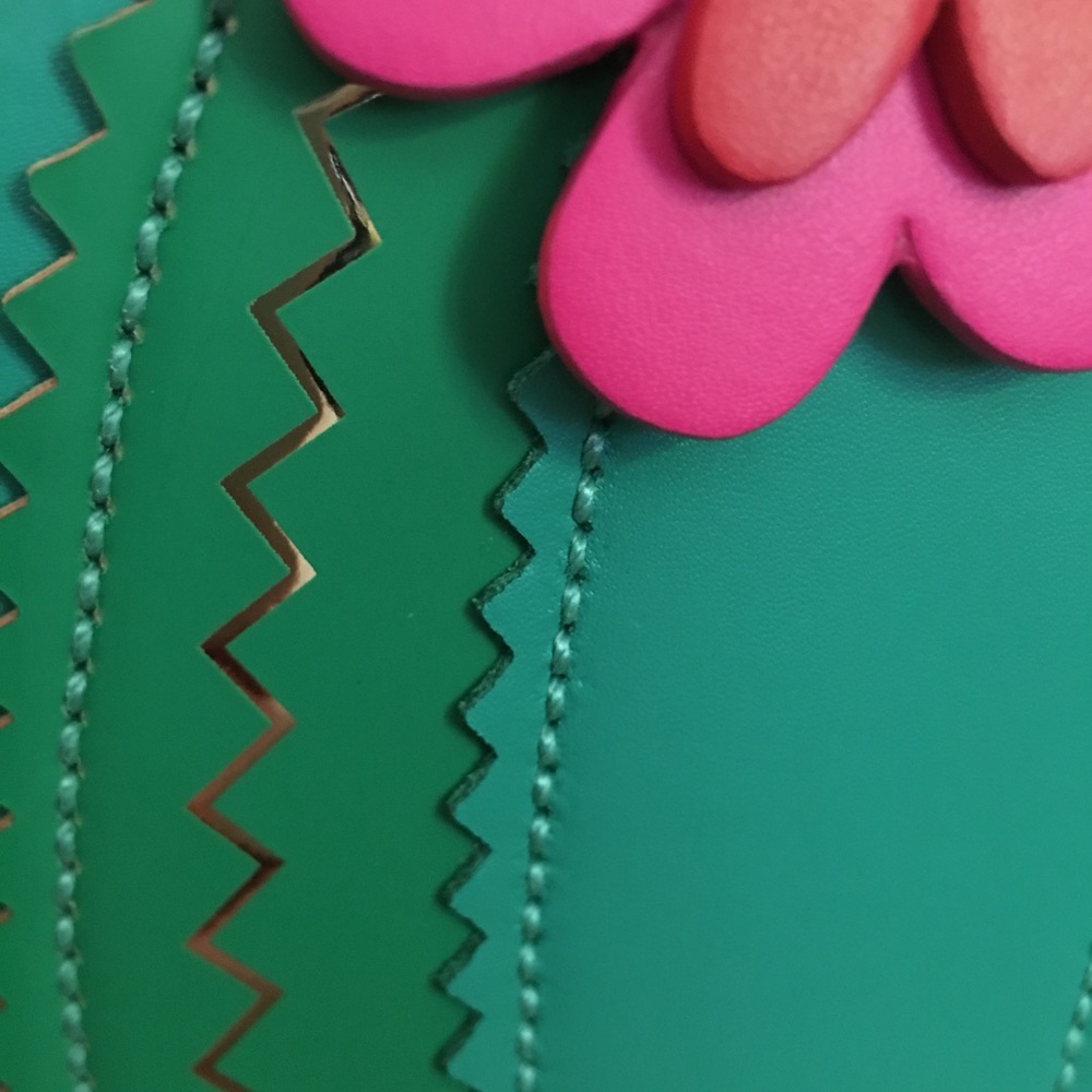 LAST ONE! Kate Spade New Horizons Cactus Crossbody - Picture 5 of 8